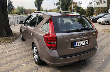 Универсал Kia Ceed 2009 в Киеве