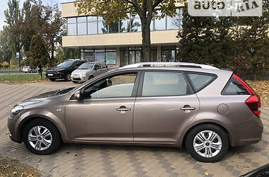 Универсал Kia Ceed 2009 в Киеве