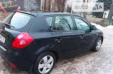 Хетчбек Kia Ceed 2008 в Кривому Розі