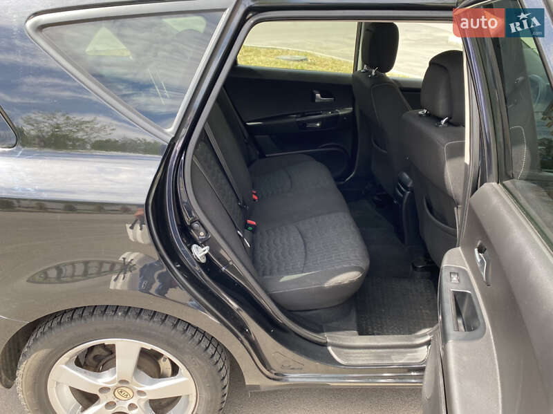 Седан Kia Ceed 2010 в Вінниці