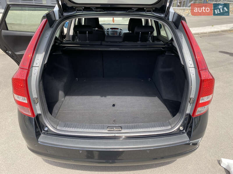 Седан Kia Ceed 2010 в Вінниці