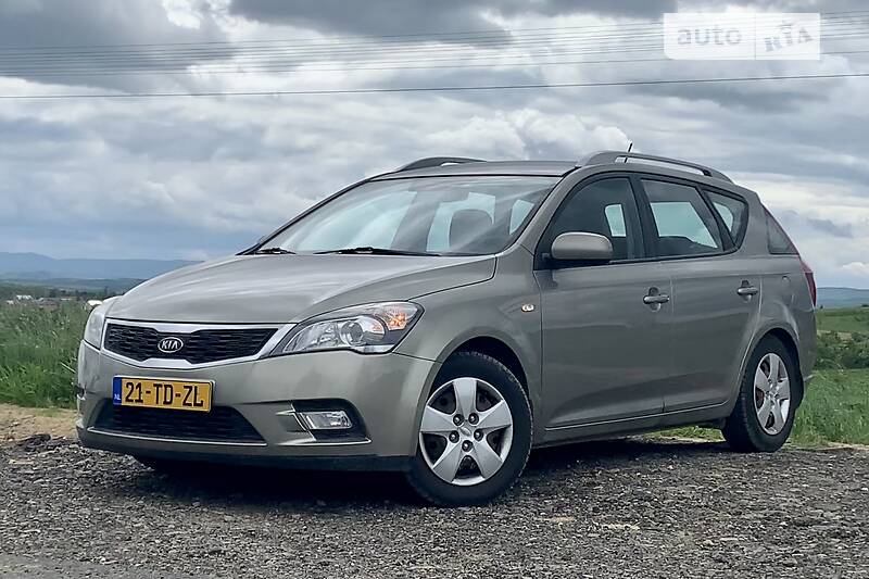 Универсал Kia Ceed 2012 в 