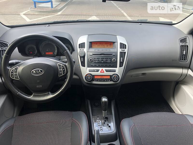 Купе Kia Ceed 2008 в Киеве