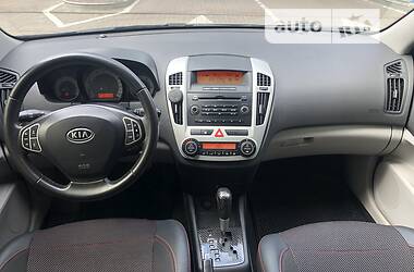 Купе Kia Ceed 2008 в 