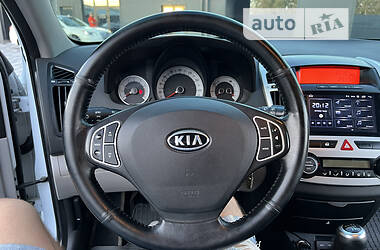Купе Kia Ceed 2008 в 