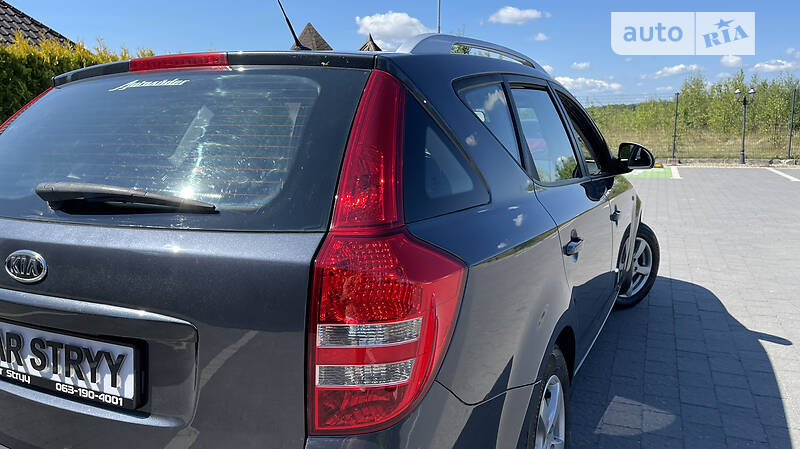 Универсал Kia Ceed 2008 в Стрые