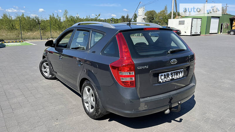 Универсал Kia Ceed 2008 в Стрые
