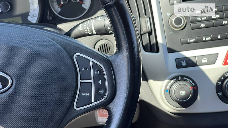 Универсал Kia Ceed 2008 в Стрые