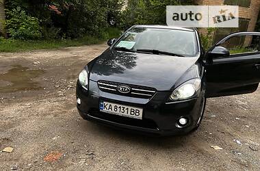 Хэтчбек Kia Ceed 2008 в Киеве