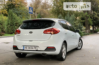 Хэтчбек Kia Ceed 2012 в Павлограде