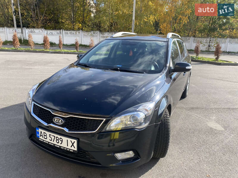 Седан Kia Ceed 2010 в Вінниці