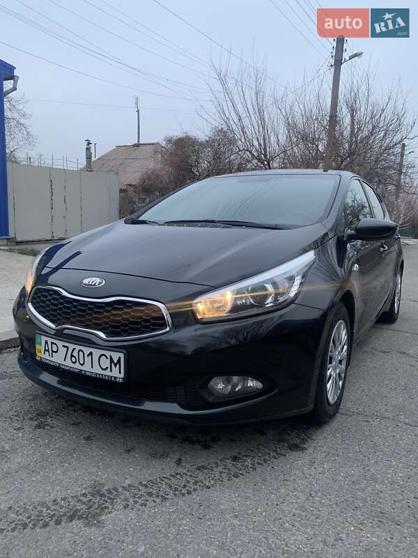 Хетчбек Kia Ceed 2013 в Запоріжжі