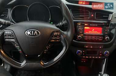 Хэтчбек Kia Ceed 2013 в Запорожье