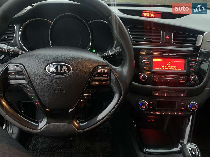 Хетчбек Kia Ceed 2013 в Запоріжжі
