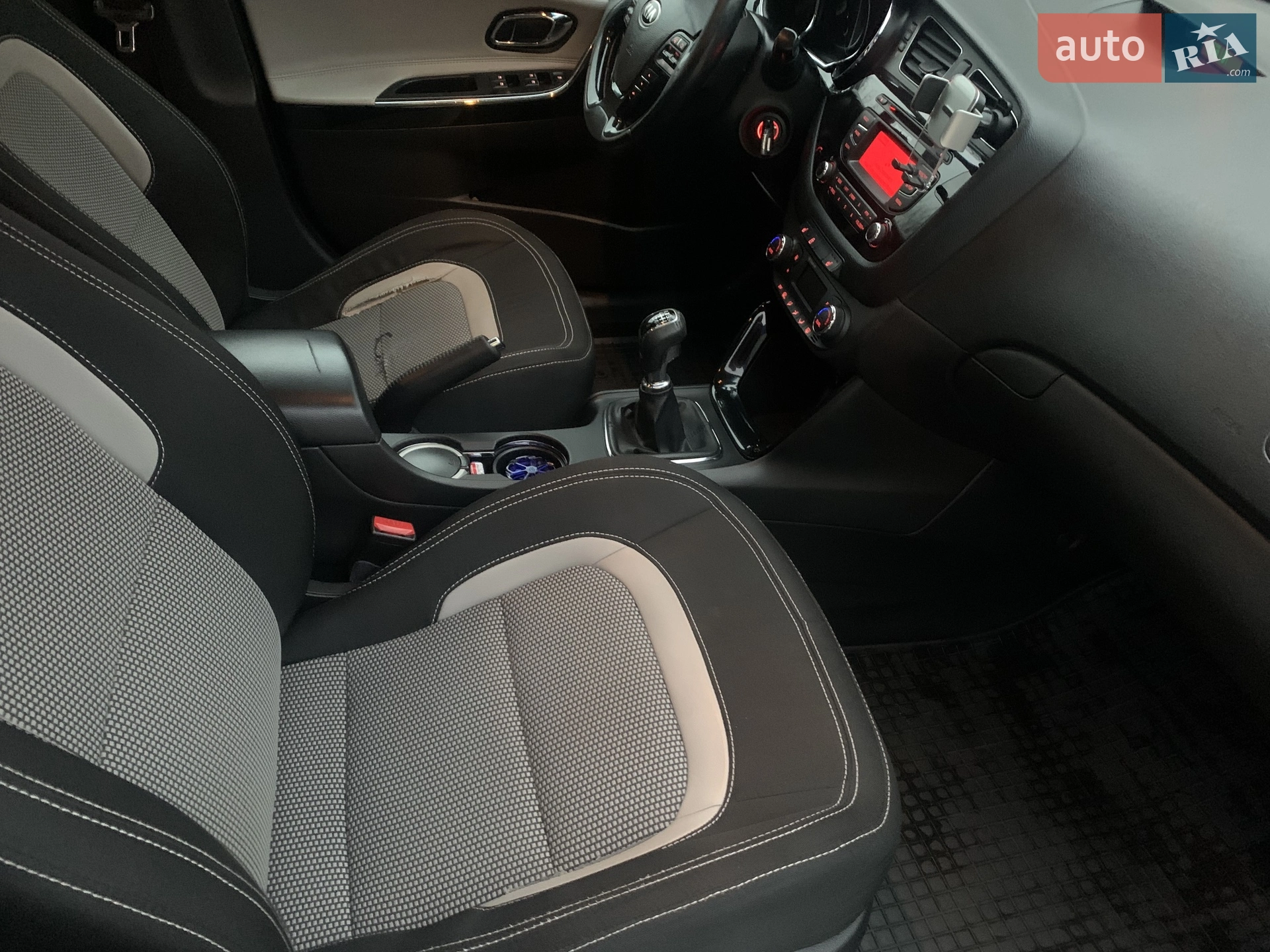 2013 Kia Cee'd - мініатюра 33