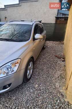 Универсал Kia Ceed 2008 в Ужгороде фото 3 Универсал Kia Ceed 2008 в Ужгороде