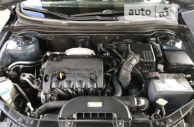 Хэтчбек Kia Ceed 2009 в 
