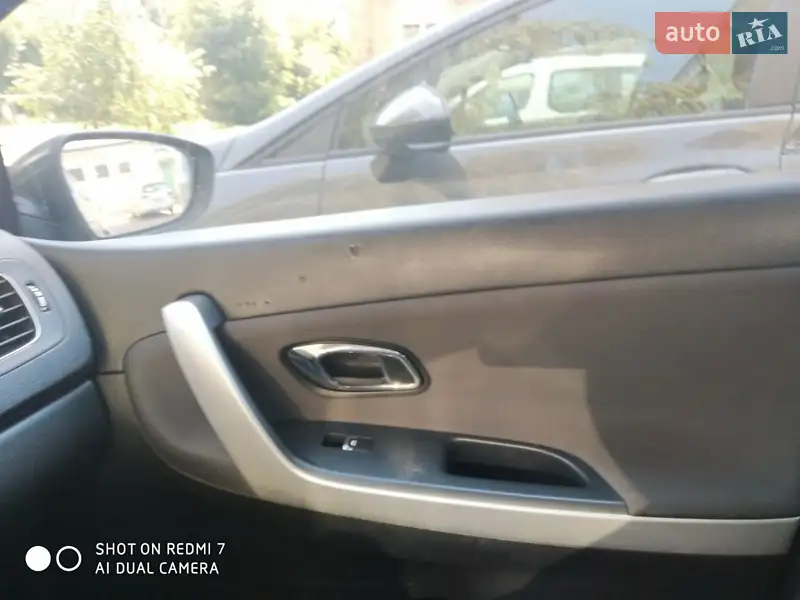 Хэтчбек Kia Ceed 2016 в 