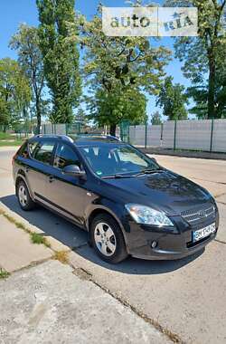 Универсал Kia Ceed 2009 в Ромнах