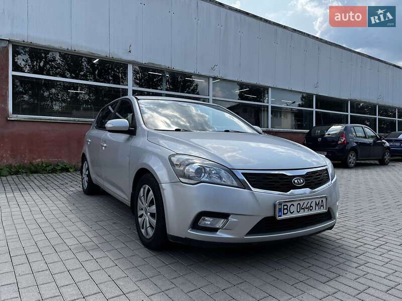 Хетчбек Kia Ceed 2009 в Львові