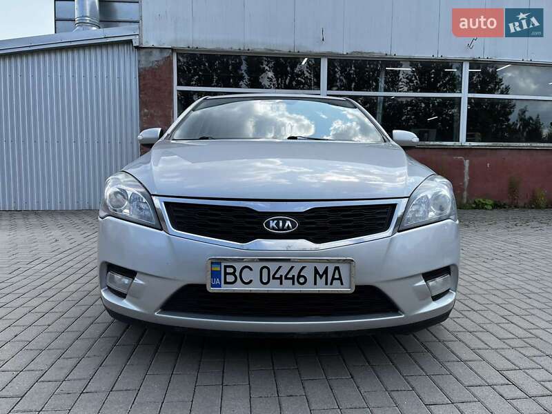 Хетчбек Kia Ceed 2009 в Львові