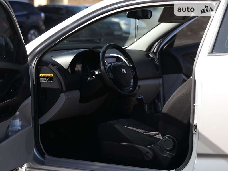 Хетчбек Kia Ceed 2008 в Києві