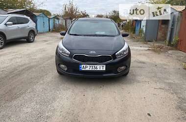 Хэтчбек Kia Ceed 2012 в Запорожье