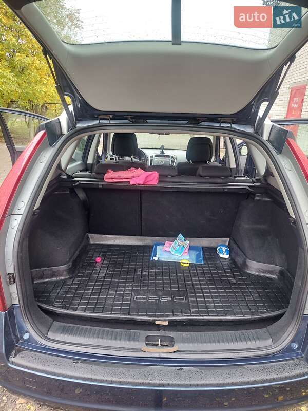 Универсал Kia Ceed 2010 в Львове