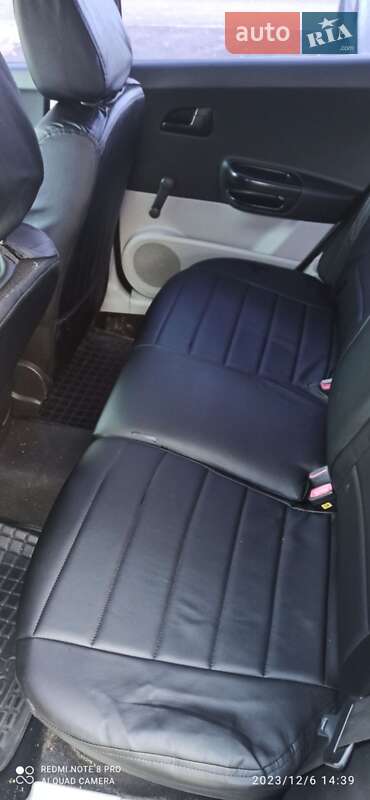 Хетчбек Kia Ceed 2008 в Мукачевому фото 4 Хетчбек Kia Ceed 2008 в Мукачевому