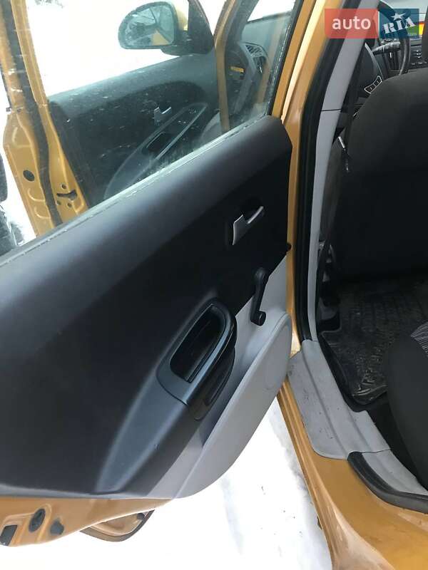 Хетчбек Kia Ceed 2007 в Полтаві фото 4 Хетчбек Kia Ceed 2007 в Полтаві