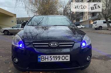 Хэтчбек Kia Ceed 2008 в Одессе