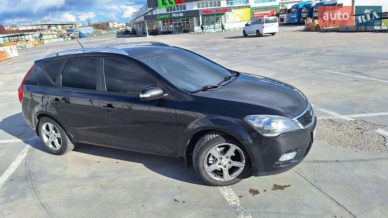 Kia Ceed 2011