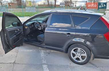 Универсал Kia Ceed 2011 в 
