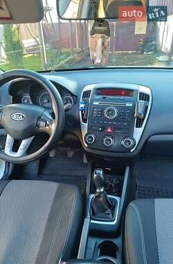 Универсал Kia Ceed 2011 в Виноградове