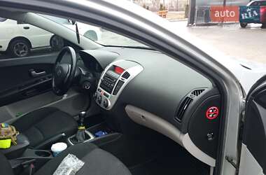 Хэтчбек Kia Ceed 2007 в Жидачове