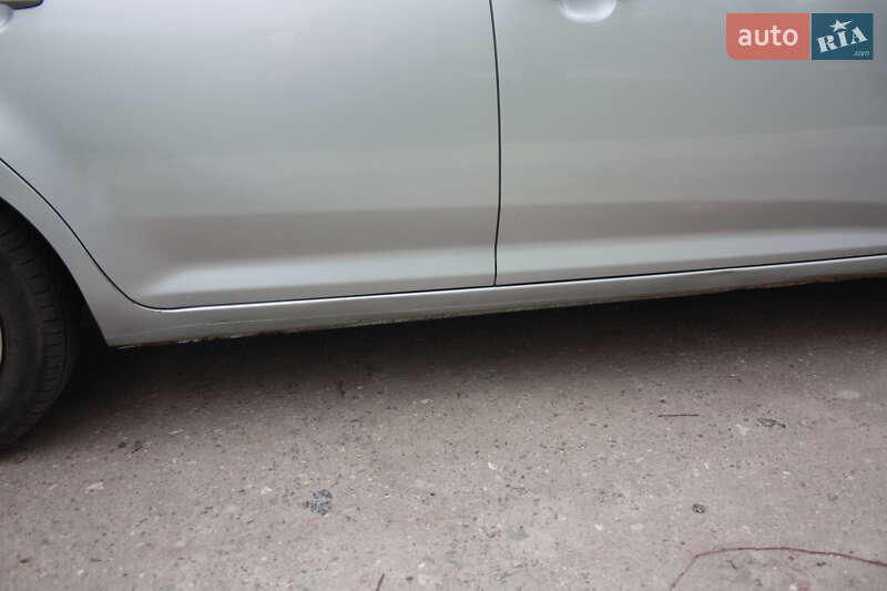 Хэтчбек Kia Ceed 2010 в Белополье