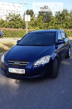 Хэтчбек Kia Ceed 2008 в Львове