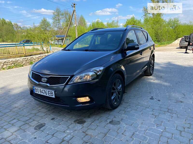 Універсал Kia Ceed 2010 в Шумську