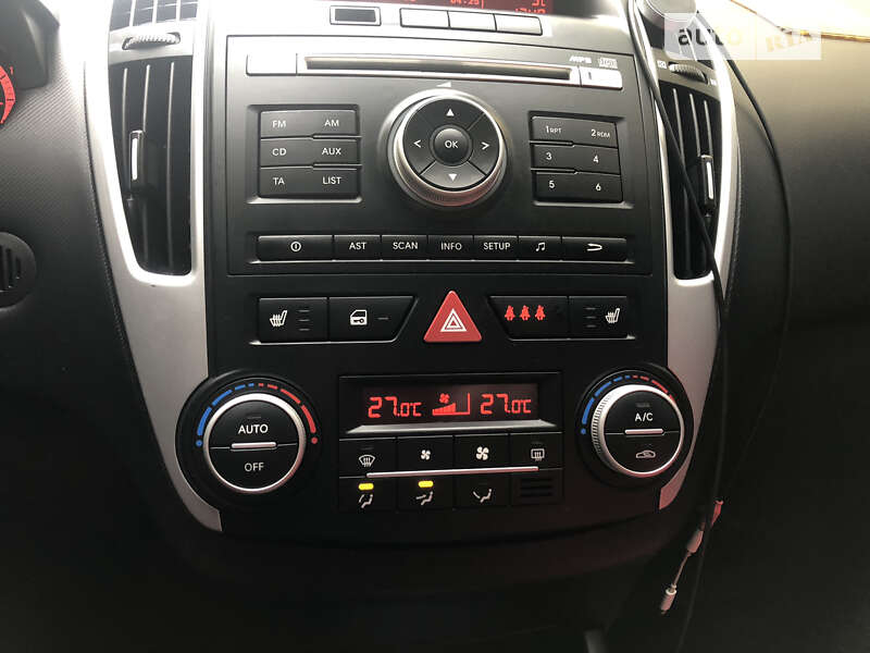 Універсал Kia Ceed 2011 в Тульчині