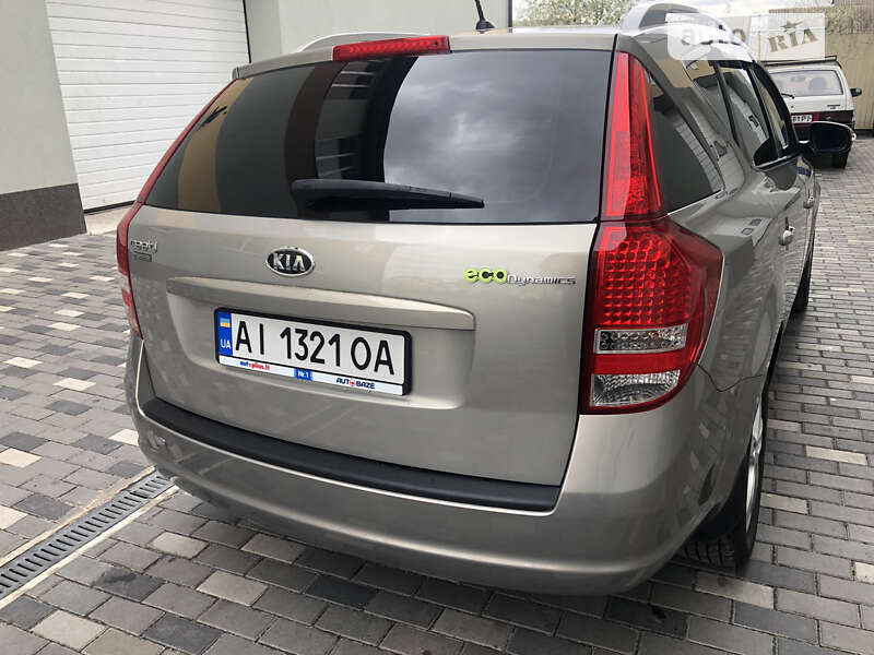Універсал Kia Ceed 2011 в Тульчині