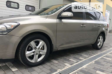 Універсал Kia Ceed 2011 в Тульчині