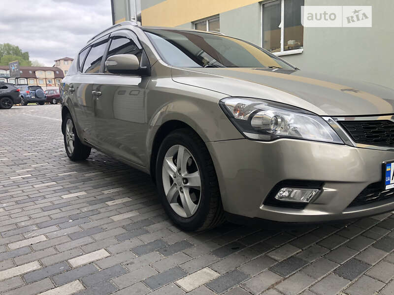 Універсал Kia Ceed 2011 в Тульчині