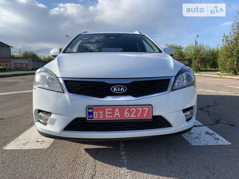 Універсал Kia Ceed 2010 в Калуші