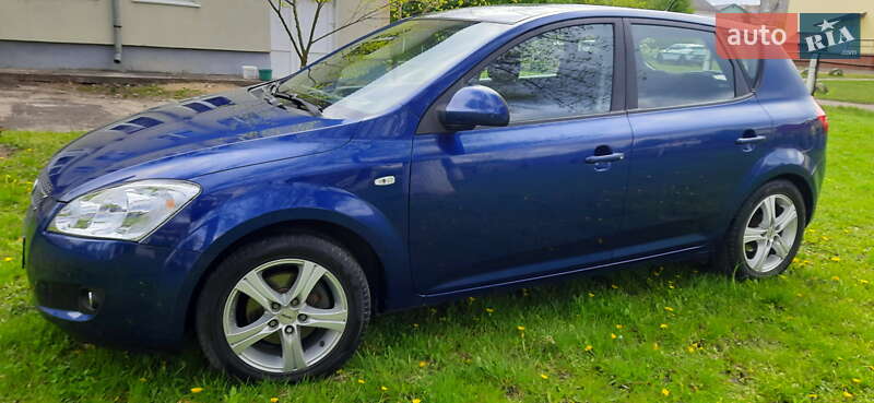 Хэтчбек Kia Ceed 2007 в Ковеле