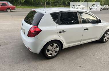 Хетчбек Kia Ceed 2008 в Києві