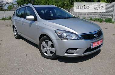 Універсал Kia Ceed 2010 в Лубнах