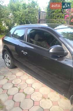 Хэтчбек Kia Ceed 2008 в Львове