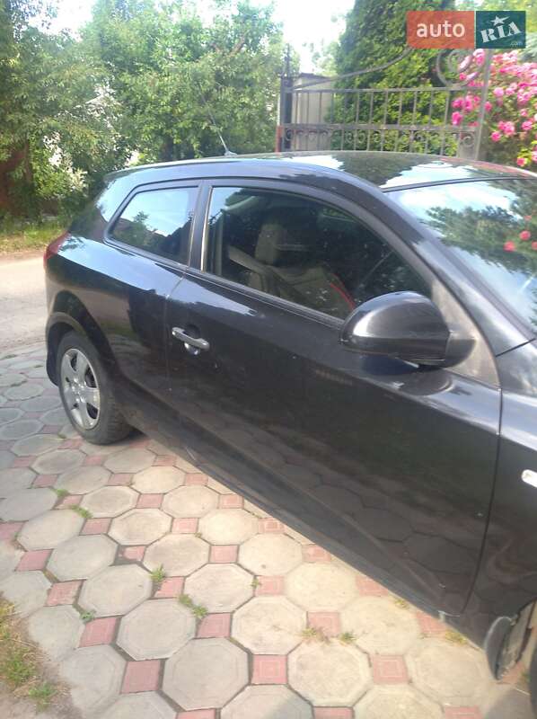 Хетчбек Kia Ceed 2008 в Львові