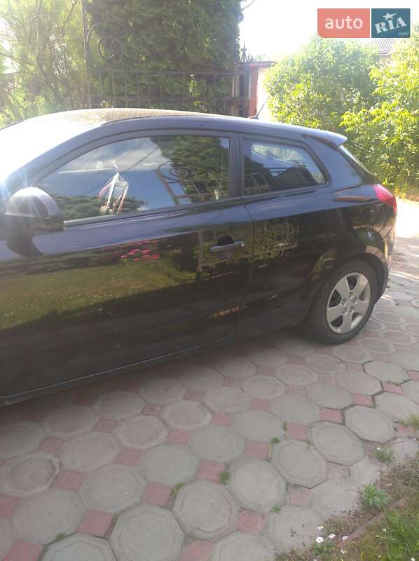 Хетчбек Kia Ceed 2008 в Львові