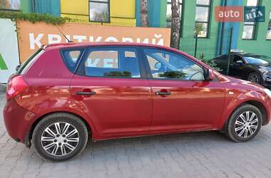 Хэтчбек Kia Ceed 2009 в Тернополе
